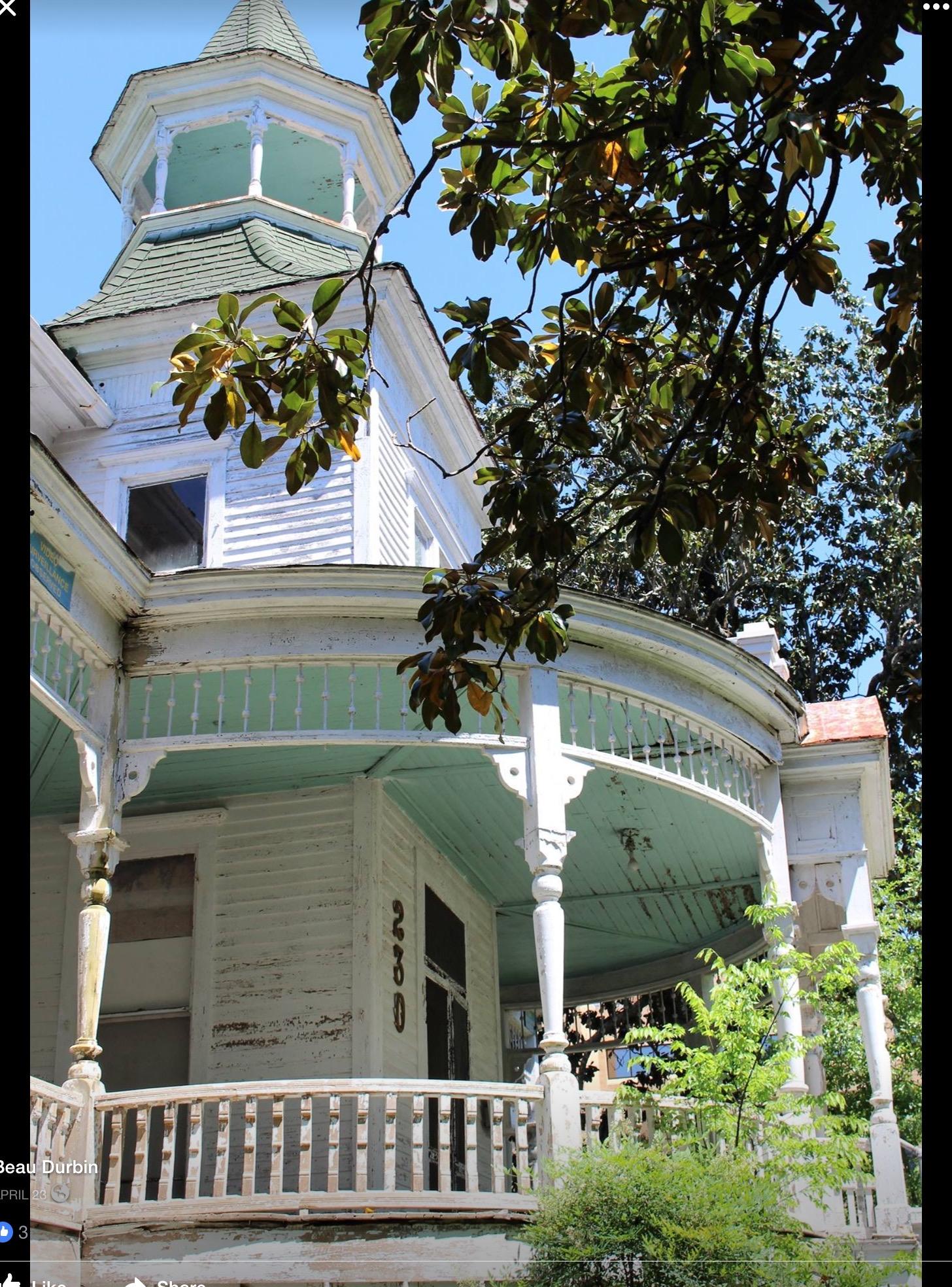 Majestic Magnolia historic exterior